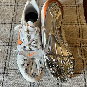 Men’d Nike sprinting track shoes. Size 10.5